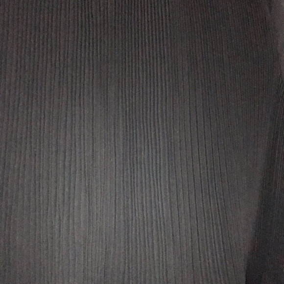 Banana Republic blouse Petite Release Pleat Top - Picture 2 of 5